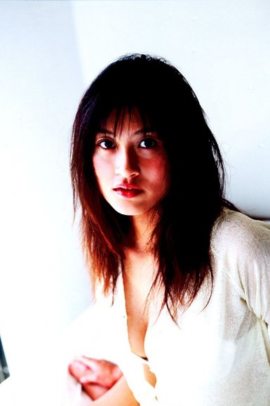 腾讯黑鲨游戏手机3首发销量喜人,5G时代助力游戏手机新风口:九游官网体育(图2) 九游平台app下载