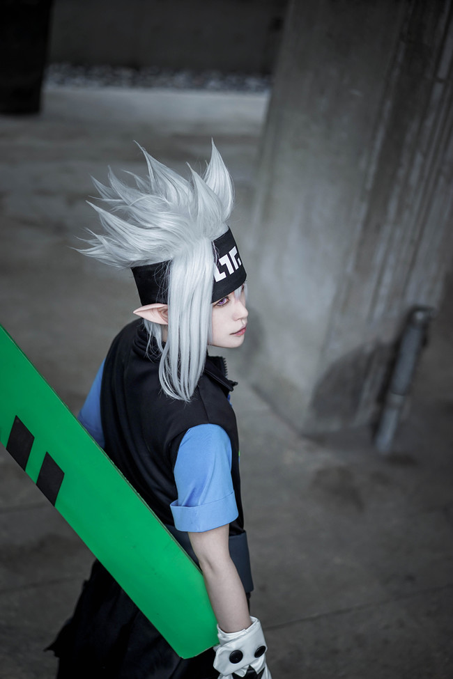 【九游足球官网】镇江新民洲港今年进口木材突破200万方(图2) 九游游戏下载官网